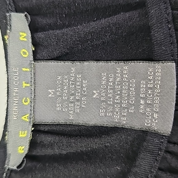 Kenneth Cole Reaction butterfly sleeve top, scoop pleat neck and banded waist - Picture 5 of 8